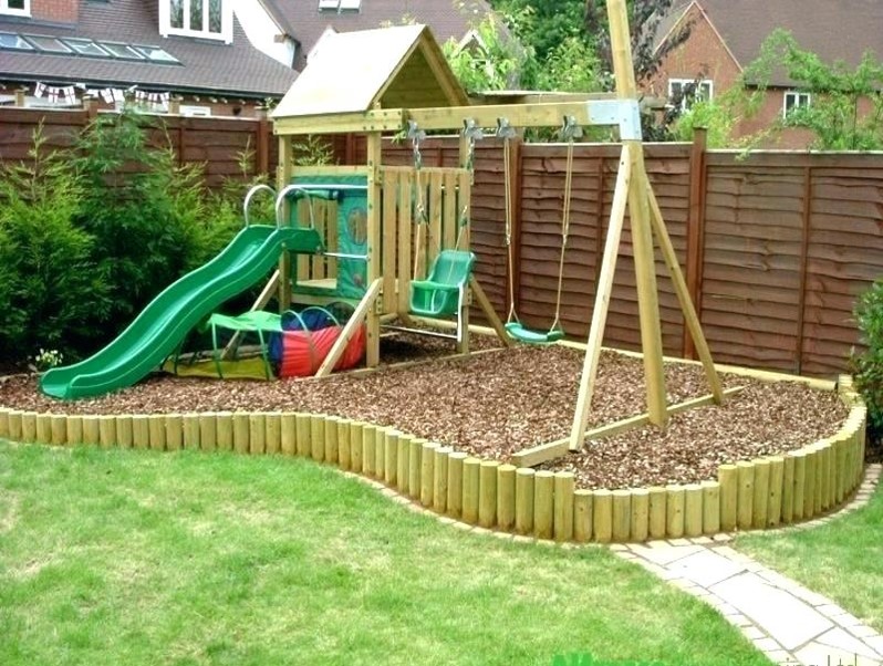 PLAY AREA